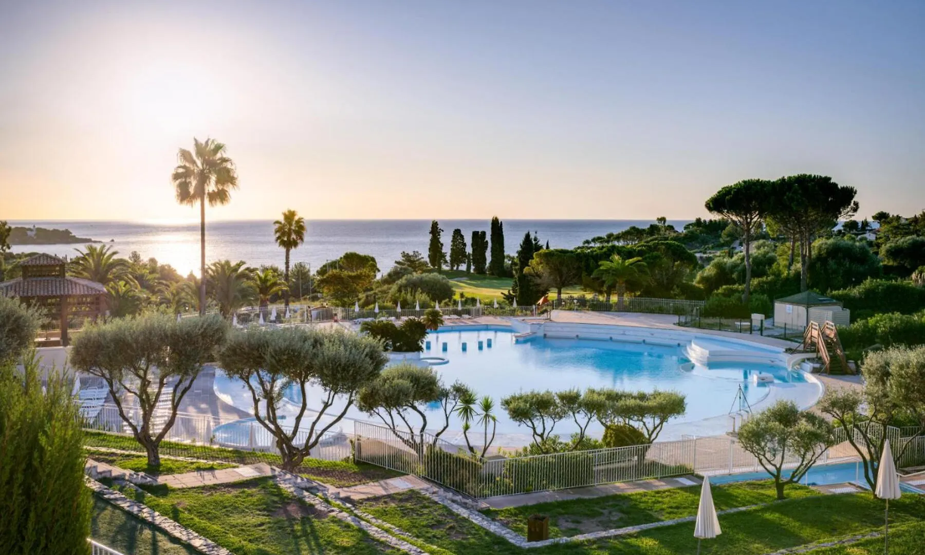 Residence Le Hameau De Cap Esterel - Maeva Home - Appartement 2 Pieces 7 Personnes - Confort Mae-5820 Saint-Raphael  0*, Saint-Raphael (Var)